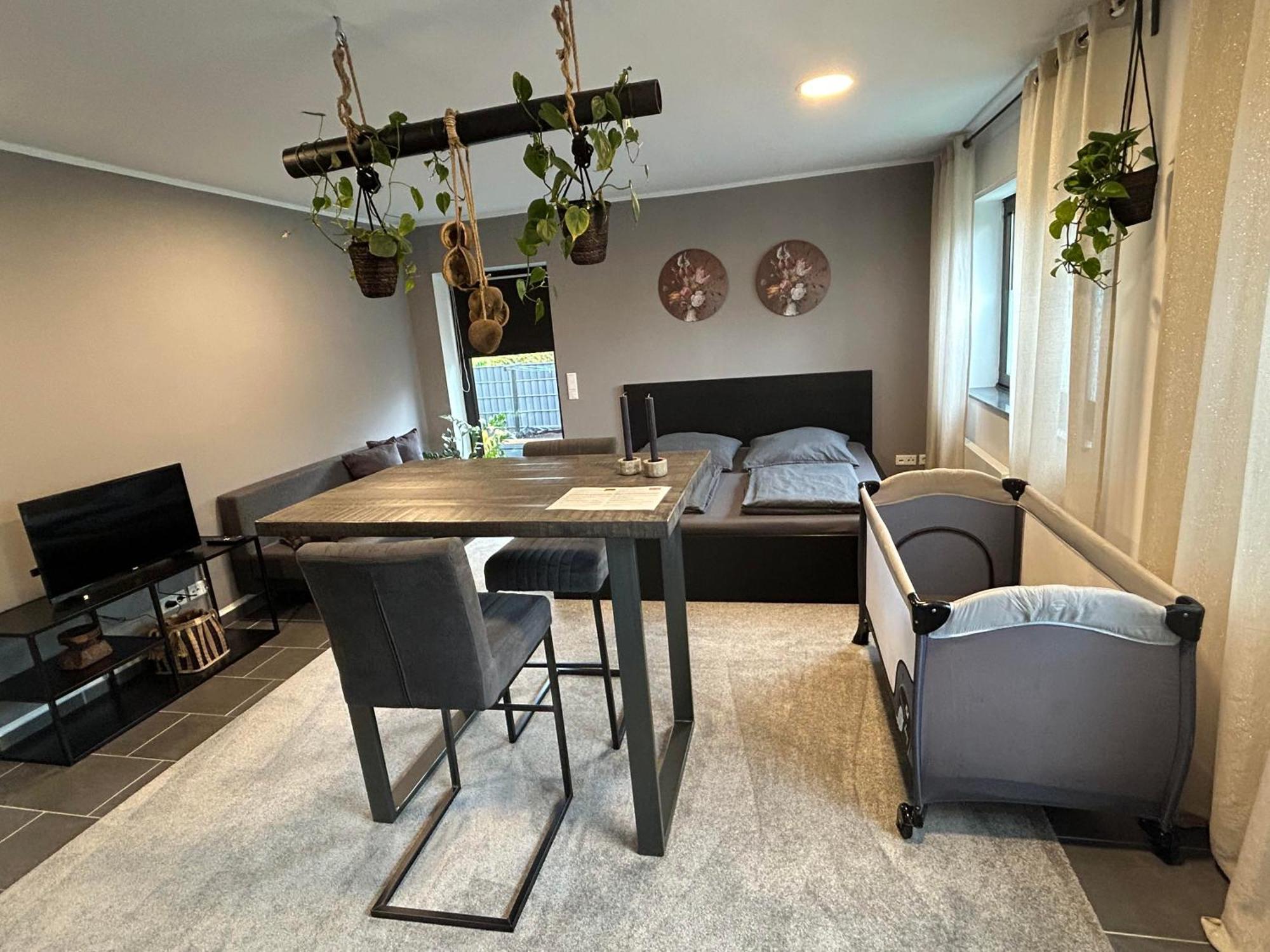 Cosy Bungalow-Apartment In Ruhiger Toplage - Naehe Duesseldorf Krefeld Ngoại thất bức ảnh